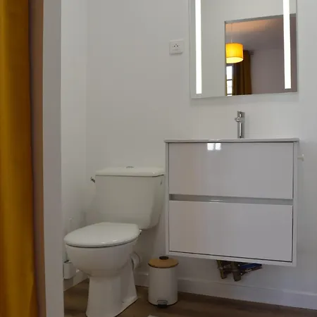 Дом отдыха L'escala33 - 8 Pers, 4 Sde, 4 Wc, Proche Du Puy Du F Mauleon
